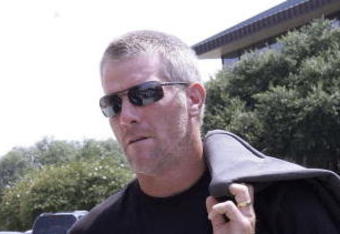 HATTIESBURG, MS - JULY 11:  Former NFL quarterback Brett Favre arrives for a funeral service for former NFL quarterback Steve McNair on July 11, 2009 in Hattiesburg, Mississippi.  (Photo by Dave Martin/Getty Images)