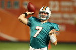 MIAMI - AUGUST 17:  Quarterback Chad Henne #7 of the Miami Dolphins throws a pass against the Jacksonville Jaguars during a preseason game at Landshark Stadium on August 17, 2009 in Miami, Florida.  (Photo by Doug Benc/Getty Images)