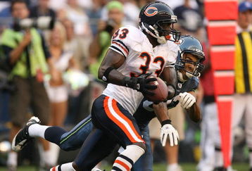 SEATTLE - AUGUST 16:  Cornerback Charles Tillman #33 of the Chicago Bears intercepts a pass against wide receiver Jordan Kent  #82 of the Seattle Seahawks at Qwest Field on August 16, 2008 in Seattle, Washington. (Photo by Otto Greule Jr/Getty Images)