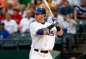 ARLINGTON, TX - JULY 27:  Right fielder Josh Hamilton #32 of the Texas Rangers on July 27, 2009 at Rangers Ballpark in Arlington, Texas.  (Photo by Ronald Martinez/Getty Images)