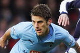 WEST BROMWICH, UNITED KINGDOM - DECEMBER 28:  David Bentley of Tottenham holds off James Morrison of West Bromwich during the Barclays Premier League match between West Bromwich Albion and Tottenham Hotspur at the Hawthorns on December 28, 2008 in West Bromwich, England.  (Photo by Matthew Lewis/Getty Images)