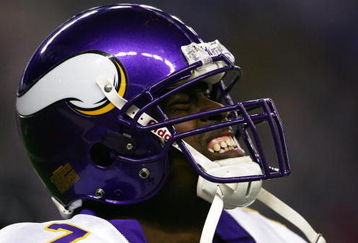 DETROIT - SEPTEMBER 16:  Tavaris Jackson #7 of the Minnesota Vikings reacts as he leaves the game after a sack by the Detroit Lions during overtime at Ford Field on September 16, 2006 in Detroit, Michigan. The Lions won 20-17.   (Photo by Harry How/Getty Images)