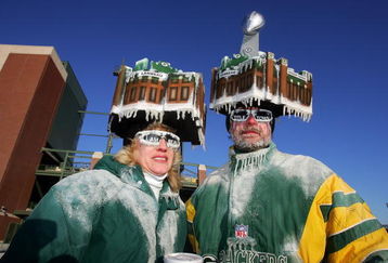GREEN BAY, WI - JANUARY 20:  Green Bay Packers fans arrive to the NFC championship game against the New York Giants on January 20, 2008 at Lambeau Field in Green Bay, Wisconsin. The Giants defeated the Packers 23-20 in overtime to advance to the Superbowl XLII. (Photo by Jonathan Ferrey/Getty Images)