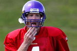 EDEN PRAIRIE, MN - AUGUST 18:  Brett Favre #4 participates in a passing drill during a Minnesota Vikings practice session on August 18, 2009 at Winter Park in Eden Prairie, Minnesota. Favre has reportedly agreed to play for the Vikings, a reversal of his announced retirement.  (Photo by Scott A. Schneider/Getty Images)