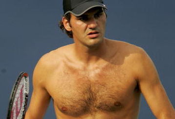 MASON, OH - AUGUST 18:  Roger Federer of Switzerland practices for his next match during the Western & Southern Financial Group Masters on August 18, 2005 the Lindner Family Tennis Center in Mason, Ohio.  (Photo by Matthew Stockman/Getty Images)