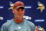 EDEN PRAIRIE, MN - AUGUST 18: Brett Favre talks with the media after his first practice with the Minnesota Vikings on August 18, 2009 at Winter Park in Eden Prairie, Minnesota.  (Photo by Scott A. Schneider/Getty Images)