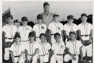 Dad_and_little_league_sm1224164_crop_190x127