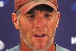 EDEN PRAIRIE, MN - AUGUST 18: Brett Favre talks with the media after his first practice with the Minnesota Vikings on August 18, 2009 at Winter Park in Eden Prairie, Minnesota.  (Photo by Scott A. Schneider/Getty Images)