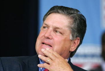 COOPERSTOWN, NY - JULY 31: Hall of Famer Tom Seaver attends the Baseball Hall of Fame Induction ceremony on July 31, 2005 at the Clark Sports Complex in Cooperstown, New York.  (Photo by Ezra Shaw/Getty Images)