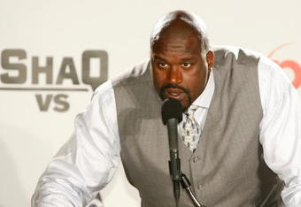 LAS VEGAS - AUGUST 18:  Shaquille O' Neal of the Cleveland Cavaliers talks as he tapes a segment with boxer Oscar De La Hoya for the new ABC television series 'Shaq Vs.' at the Planet Hollywood Resort & Casino August 18, 2009 in Las Vegas, Nevada. The reality show, which launches tonight, follows O'Neal as he competes against star athletes in their respective sports.  (Photo by Ethan Miller/Getty Images)