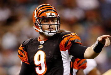 NEW ORLEANS - AUGUST 14:  Quarterback Carson Palmer #9 of the Cincinnati Bengals gestures during action against the New Orleans Saints in a preseason game on August 14, 2009 at the Superdome in New Orleans, Louisiana. (Photo by Chris Graythen/Getty Images)