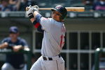 CHICAGO - AUGUST 09: Shin-soo Choo #17 of the Cleveland Indians hits a double in the 7th inning against the Chicago White Sox on August 9, 2009 at U.S. Cellular Field in Chicago, Illinois. The Indians defeated the White Sox 8-4. (Photo by Jonathan Daniel/Getty Images)