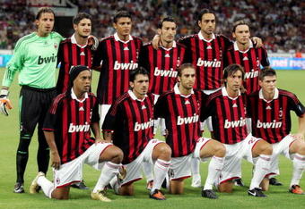 MILAN, ITALY - AUGUST 17:  Milan (from left Marco Storari;Alexandre Pato;Thiago Silva;Gianluca Zambrotta;Alessandro Nesta;Marek Jankulovski;Ronaldinho;Gennaro Gattuso;Mathieu Flamini;Andrea Pirlo;Klaas-Jan Huntelaar) pose for the team shot during the 'Luigi Berlusconi Trophy' between Milan AC and Juventus FC at Giuseppe Meazza Stadium on August 17, 2009 in Milan, Italy.  (Photo by Claudio Villa/Getty Images)