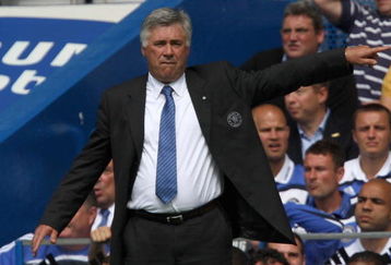 LONDON, ENGLAND - AUGUST 15:  Chelsea manager Carlo Ancelotti directs his team during the Barclays Premier League match between Chelsea and Hull City at Stamford Bridge on August 15, 2009 in London, England.  (Photo by Hamish Blair/Getty Images)