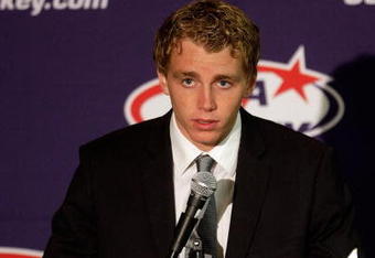WOODRIDGE, IL - AUGUST 17:  Patrick Kane #88 of the Chicago Blackhawks addresses the media during a press conference surrounding his recent arrest following an altercation with a cab driver in Buffalo, on August 17, 2009 at the USA Hockey Men's Ice Hockey Olympic Orientation Camp in Woodridge, Illinois.  (Photo by Jamie Squire/Getty Images)