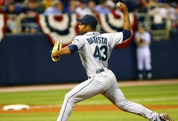 MINNEAPOLIS, MN - APRIL 6:  Miguel Batista #43 of the Seattle Mariners is pitches against the Minnesota Twins at the Metrodome on April 6, 2009 in Minneapolis, Minnesota. (Photo by Scott A. Schneider/Getty Images)