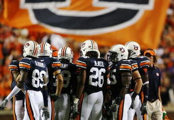 AUBURN, AL - SEPTEMBER 20:  The special teams unit of the Auburn Tigers prepare for a kick-off after the offense scored against the LSU Tigers at Jordan-Hare Stadium on September 20, 2008 in Auburn, Alabama. LSU defeated Auburn 26-21.  (Photo by Doug Benc/Getty Images)