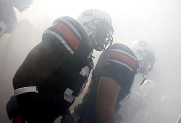 AUBURN, AL - SEPTEMBER 16:  Members of the Auburn University Tigers take the field before playing the Louisiana State University Tigers September 16, 2006 at Jordan-Hare Stadium in Auburn, Alabama. Auburn defeated LSU 7-3.    (Photo by Chris Graythen/Getty Images)