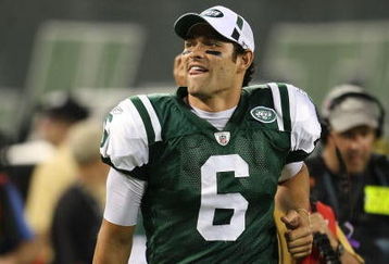 EAST RUTHERFORD, NJ - AUGUST 14:  Mark Sanchez #6 of the New York Jets leaves the field after his first game against the St. Louis Rams during their preseason game at Giants Stadium on August 14, 2009  in East Rutherford, New Jersey.  (Photo by Nick Laham/Getty Images)