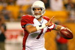 PITTSBURGH - AUGUST 13:  Matt Leinart #7 of the Arizona Cardinals readies to throw during a preseason NFL game against  the Pittsburgh Streelers on August 13, 2009 at Heinz Field in Pittsburgh, Pennsylvania.  (Photo by Rick Stewart/Getty Images)