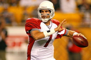 PITTSBURGH - AUGUST 13:  Matt Leinart #7 of the Arizona Cardinals readies to throw during a preseason NFL game against  the Pittsburgh Streelers on August 13, 2009 at Heinz Field in Pittsburgh, Pennsylvania.  (Photo by Rick Stewart/Getty Images)