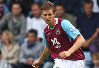 LONDON - AUGUST 09:  Calum Davenport of West Ham in action during The Bobby Moore Cup pre season friendly match between West Ham United and Villarreal at Upton Park on August 9, 2008 in London, England.  (Photo by Phil Cole/Getty Images)