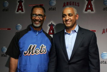 ANAHEIM, CA - JUNE 17:  New York Mets interim manager Jerry Manuel and general manager Omar Minaya pose during a press conference at Angel Stadium on June 17, 2008 in Anaheim, California.  (Photo by Jeff Gross/Getty Images)