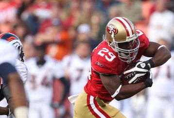 SAN FRANCISCO - AUGUST 14: Running back Glen Coffee #29 of the San Francisco 49ers runs the ball against the Denver Broncos during a preseason game on August 14, 2009 at Candlestick Park in San Francisco, California. (Photo by Jed Jacobsohn/Getty Images)