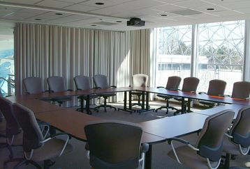 Meeting_room2_feature