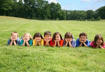 Kidsoutside_crop_340x234