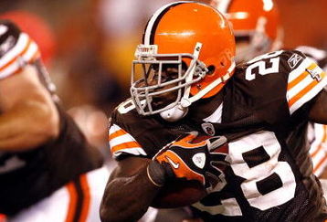 CLEVELAND - AUGUST 22: James Davis #28 of the Cleveland Browns runs throught the Detroit Lions defense for a touchdown during the third quarter of their NFL game in Cleveland Browns Stadium on August 22, 2009 in Cleveland, Ohio.  (Photo by Matt Sullivan/Getty Images)