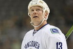 DALLAS - MARCH 24:  Center Mats Sundin #13 of the Vancouver Canucks during play against the Dallas Stars at the American Airlines Center on March 24 , 2009 in Dallas, Texas.  (Photo by Ronald Martinez/Getty Images)