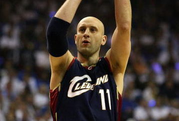 ORLANDO, FL - MAY 30: Zydrunas Ilgauskas #11 of the Cleveland Cavaliers shoots the ball against the Orlando Magic in Game Six of the Eastern Conference Finals during the 2009 Playoffs at Amway Arena on May 30, 2009 in Orlando, Florida. NOTE TO USER: User expressly acknowledges and agrees that, by downloading and or using this photograph, User is consenting to the terms and conditions of the Getty Images License Agreement  (Photo by Elsa/Getty Images)