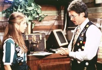 Officespace_chotchkies_crop_340x234