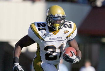 CHAPEL HILL, NC - NOVEMBER 08:  Jonathan Dwyer #21 of the Georgia Tech Yellow Jackets carries the ball during the game against the North Carolina Tar Heels at Kenan Stadium on November 8, 2008 in Chapel Hill, North Carolina.  (Photo by Kevin C. Cox/Getty Images)