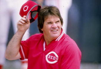 1989:  Pete Rose of the Cincinnati Reds looks on during batting practice. Mandatory Credit: Allen Steele  /Allsport