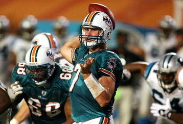 MIAMI - AUGUST 22:  Quarterback Chad Henne #7 of the Miami Dolphins throws a pass against the Carolina Panthers during a pre-season game at Land Shark Stadium on August 22, 2009 in Miami, Florida. The Dolphins defeated the Panthers 27-17.  (Photo by Doug Benc/Getty Images)