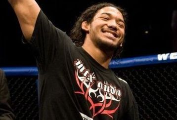 Benson_henderson_wec_0_feature_feature