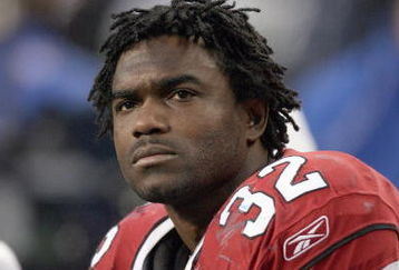 SEATTLE - DECEMBER 9: Edgerrin James #32 of the Arizona Cardinals sits on the bench during the game against the Seattle Seahawks at Qwest Field December 9, 2007 in Seattle, Washington. The Seahawks defeated the Cardinals 42-21. (Photo by Otto Greule Jr/Getty Images) 