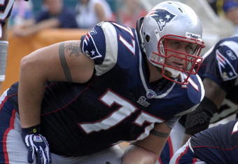 MIAMI, FL - OCTOBER 21: Tackle Nick Kaczur #77 of the New England Patriots sets to block against the Miami Dolphins at Dolphin Stadium on October 21, 2007 in Miami, Florida.  The Pats won 49 - 28. (Photo by Al Messerschmidt/Getty Images)