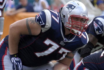 MIAMI, FL - OCTOBER 21: Tackle Nick Kaczur #77 of the New England Patriots sets to block against the Miami Dolphins at Dolphin Stadium on October 21, 2007 in Miami, Florida.  The Pats won 49 - 28. (Photo by Al Messerschmidt/Getty Images)
