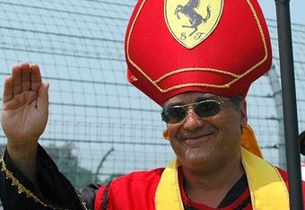 501px-ferrari_pope_at_f1race_crop_340x234
