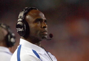 GAINESVILLE, FL - SEPTEMBER 29: Assistant head coach Charlie Strong of the Florida Gators watches the action against the Auburn Tigers at Ben Hill Griffin Stadium September 29, 2007 in Gainesville, Florida. Auburn defeated Florida 20-17. (Photo by Doug Benc/Getty Images) 
