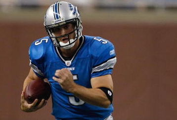 DETROIT, MI - AUGUST 15: Quarterback Drew Stanton #5 of the Detroit Lions runs with the football against the Atlanta Falcons at Ford Field on August 15, 2009 in Detroit, Michigan. The Lions defeated the Falcons 27-26. (Photo by Scott Boehm/Getty Images)