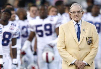 CANTON, OH - AUGUST 9:  Buffalo Bills team founder and owner Ralph Wilson Jr. looks on prior to the Pro Football Hall of Fame Game against the Tennessee Titans at Fawcett Stadium on August 9, 2009 in Canton, Ohio. (Photo by Joe Robbins/Getty Images)