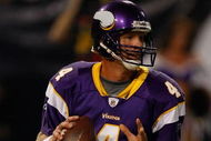 MINNEAPOLIS, MN - AUGUST 21: Quarterback Brett Favre #4 of the Minnesota Vikings drops back to pass the football against the Kansas City Chiefs at Hubert H. Humphrey Metrodome on August 21, 2009 in Minneapolis, Minnesota. (Photo by Scott Boehm/Getty Images)