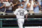 DETROIT - AUGUST 23:  Nate Robertson #29 of the Detroit Tigers is cheered as he retires to the dugout during the MLB game against the Cleveland Indians at the Comerica Park August 23, 2007 in Detroit, Michigan.(Photo By Dave Sandford/Getty Images)