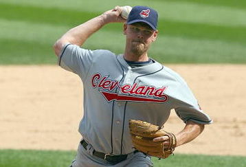 CHICAGO - AUGUST 09: Kerry Wood #34 of the Cleveland Indians winds up the pitch during the game against the Chicago White Sox on August 9, 2009 at U.S. Cellular Field in Chicago, Illinois. (Photo by Jonathan Daniel/Getty Images) 