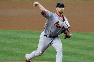 LOS ANGELES, CA - AUGUST 19:  Adam Wainwright #50 of the St. Louis Cardinals pitches against the Los Angeles Dodgers at Dodger Stadium on August 19, 2009 in Los Angeles, California.  (Photo by Jeff Gross/Getty Images)