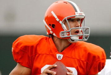 BEREA, OH - AUGUST 07:  Brady Quinn #10 of the Cleveland Browns drops back to pass during training camp at the Cleveland Browns Training and Administrative Complex on August 7, 2009 in Berea, Ohio.  (Photo by Gregory Shamus/Getty Images)